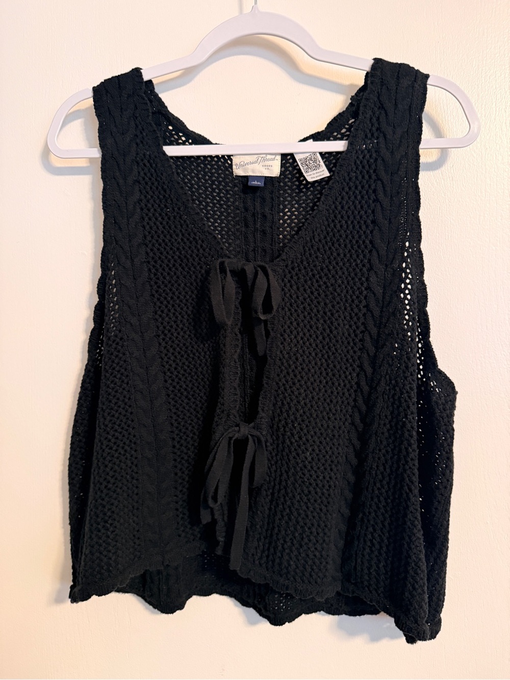 Universal Thread Black Knit Tie-Front Camisole